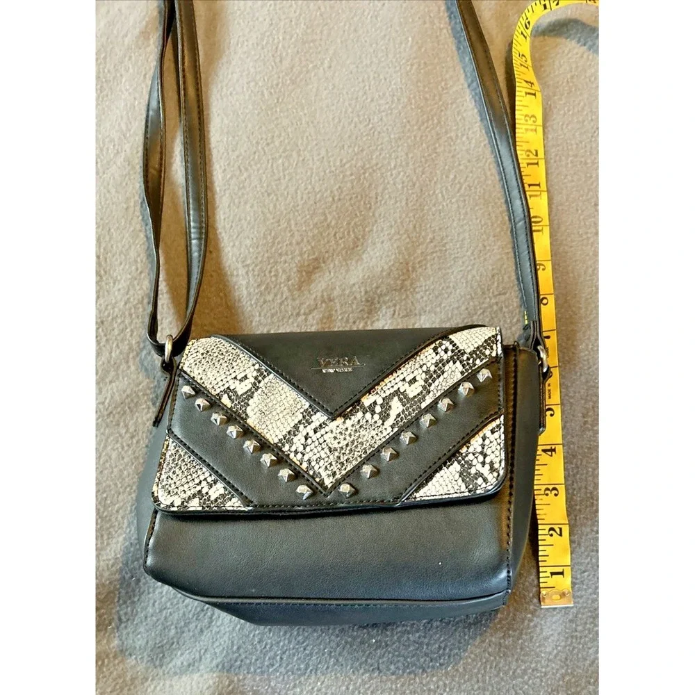 Vera New‎ York Black White Faux Snake Skin Silver Toned Studded Crossbody Purse